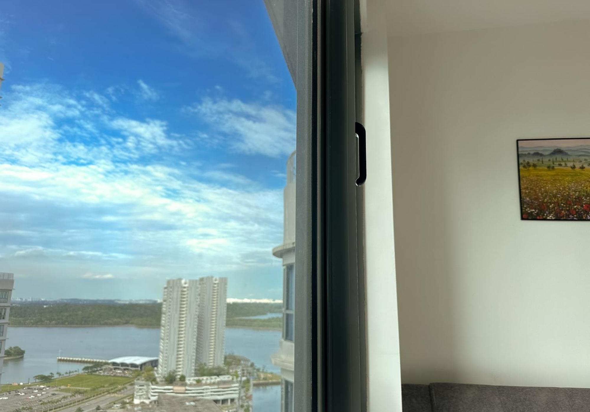 Teega Suites Puteriharbour By Wp Homestay 新山 客房 照片